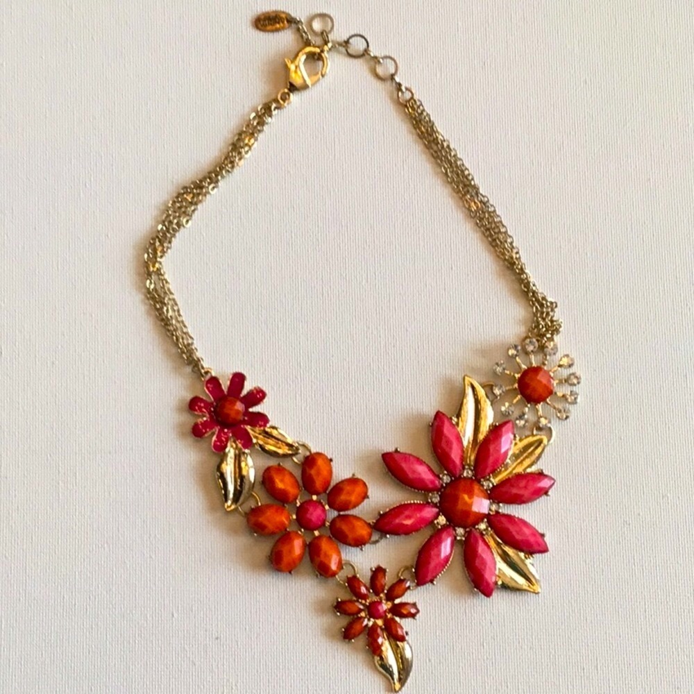 NWOT AMRITA Singh FLower Necklace